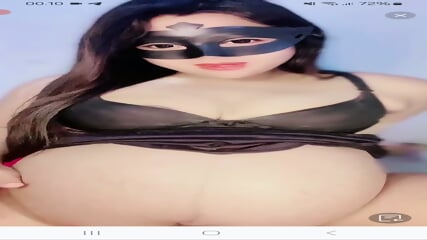 Ibu hamil live sambil omek