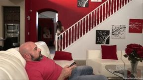 Winter Jade - On The Phone with Her Boyfriend While Step-Dad Makes her Cum 1080p