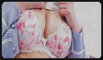 Busty amateur milf enjoys toys down her cunt