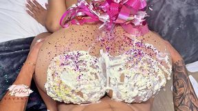 come celebrate my birthday - cake ass - savannah watson