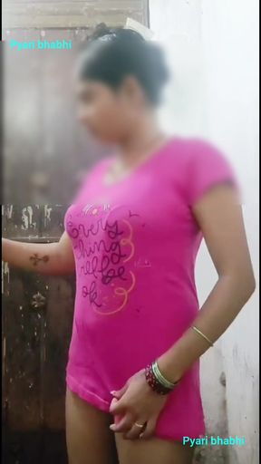 Desi sister-in-law's mother-in-law's mother-in-law's with her finger wide open