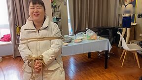 Two Chinese Girls Tried Bondage
