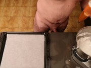 Cicci77 fa l' ultima raccolta di sperma e prepara le nuove meringhe!