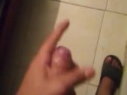 Hetero sexi se masturba en casa