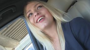 Babe Gives Directions to Her Pussy