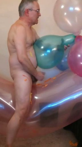 Balloonbanger 81) Balloon Cluster Fuck, Cum and Pop with GL700 Blimp Balloon   Clip 3