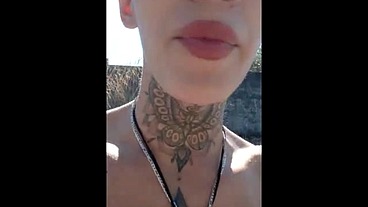 Atriz porno gozando no matagal da zona, Travesti Sabrina Prezotte 20cm de Prazer...