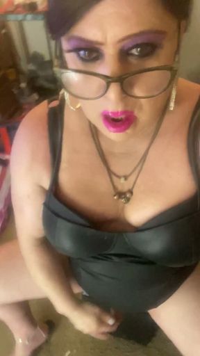 CD Krissy Sweets 🍭 in her sexy high heels   Clip 1
