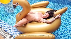 Balloon Fetish Pool Party