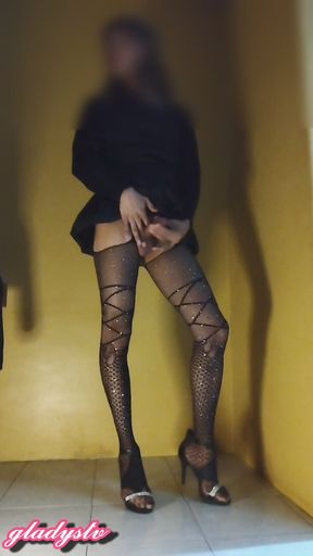 Shemale Masturbating with Pantyhose and High Heels