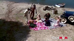 got mum - julia ann a dirty milf is cummed in face savagely by will powers, tommy gunn, paul chaplin.