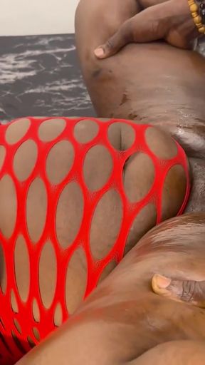 NAIJA  HORNY BIG ASS BITCH   Clip 3