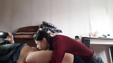 Hot milf nymphomaniac craves endless orgasms while fingering luscious pussy