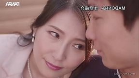 O Presente que ganhei depois da formatura foi especial (Legendado) Yuna Shiina