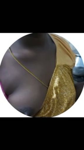 நயிட்டியில் முலை | I Tease Young Bull on Video Call Showing My Boobs Desi Tamil Style-IndianHotwifeX