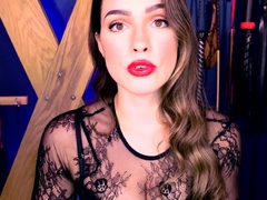 Hot brunette from squirt masturbating on webcam