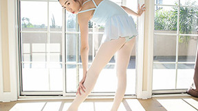 Angelic Ballerina Bang - Eva Yi