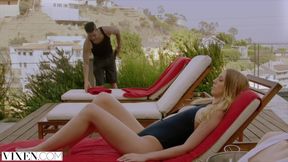 Watch freely Xander Corvus and Delirious Hunter's sex