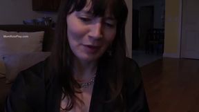 Bettie Bondage In Home For The Holidays With Mom