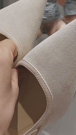 Sexy brunette tries on clothes in fitting room. I'm looking at a hairy mom, hairy pussy, big tits, big ass.   Clip 1