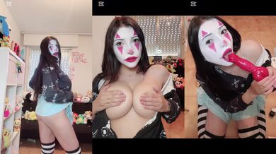 Big ass Latin egirl clown ridges dildo slow ride