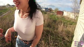 Quick Blowjob and Cum Swallow Behind the Garages ||| 4K