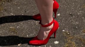 Fucking Brunette with Big Ass in Forest Until She Takes BDSM Training