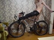 cycling homemade handjob head did not fit in the frame with a fountain of sperm