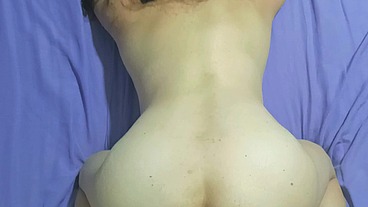 Esposa Puta Sorprendida Haciendo Ejercicio Por El Mejor Amigo De Su Marido Se Lo Cabalga Y Le Exprime Leche En Cuatro Patas Sexo Por Dinero Sin Condón