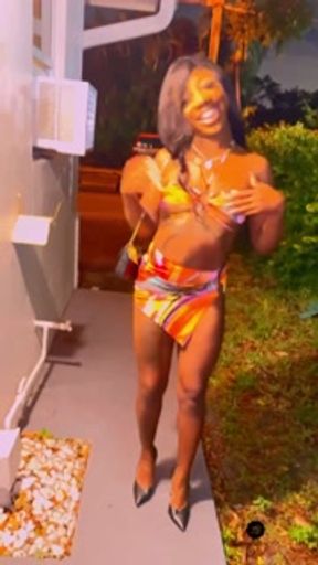 LOLA BLACK XXX MEETS AND FUCKS  NEIGHBOR 2 LIVE TRU