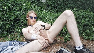 Bearded dude has a primal pissing experience and jerks off to his own scent