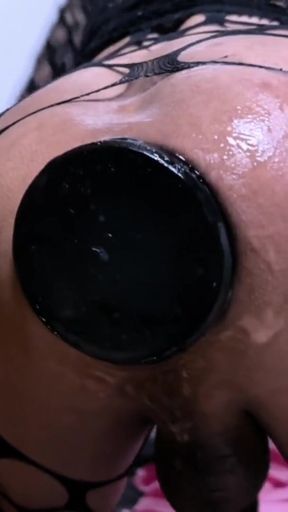 Thrilling moment from "shemale beautiful"