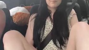 Riley Reid Public Orgasm - Teen Slut Cums in Car with Big Dildo Toy