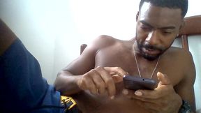batendo uma punheta assistindo porno no xvideos e gozando gostoso
