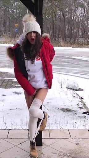 Spectacular moment from &quot;Horny girl by the road with an extreme orgasm&quot;