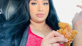 BBW BABE FRIED CHICKEN STUFFING
