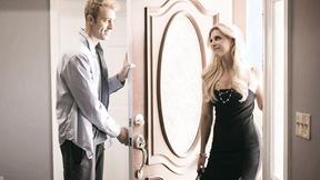 ”Cheating wifey misleaded into sex with his unknown step son”