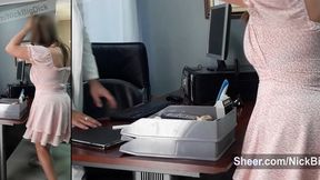 ginecologo cachondo se folla e esta chica de tetas gigantes