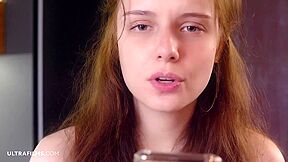 Small-tit Innocent Chick Sienna Kim Is Soloing In The Kitchen