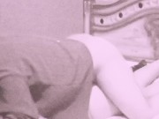 "Mi sissy no tiene vergüenza: grita y se corre obedeciendo"