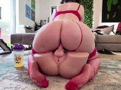 Stacked brunette goes solo toys and masturbation