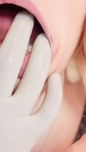 Sucking a dildo in medical gloves, cum on the face! Arya Grander