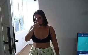 Madrastra milf dice hijastro solo vamos a ver una pelicula - thepaug