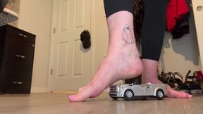 Truck Crush with Size 16 Feet