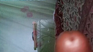 Videoclip de casă solo cu o tânără roșcată indiană gay curve care primesc fute anal