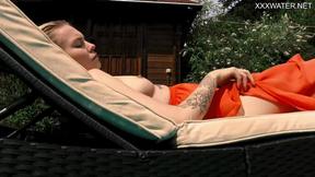 ”Swimming pool sexy erotics with Mimi Cica dressed up”