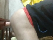 Argentino jugando con un dildo
