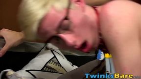 Geeky twinks bareback banging in wild foursome