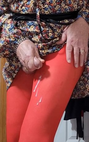 Cd tease, masturbate and cum on my pantyhose and dress.
