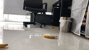 WALK OVER CRUSHING BANANAS IN OFFICE FLATS ACCIDENTAL CRUSH **CUSTOM CLIP** - MOV HD